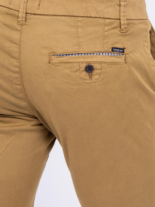 Pantalon chino coupe...